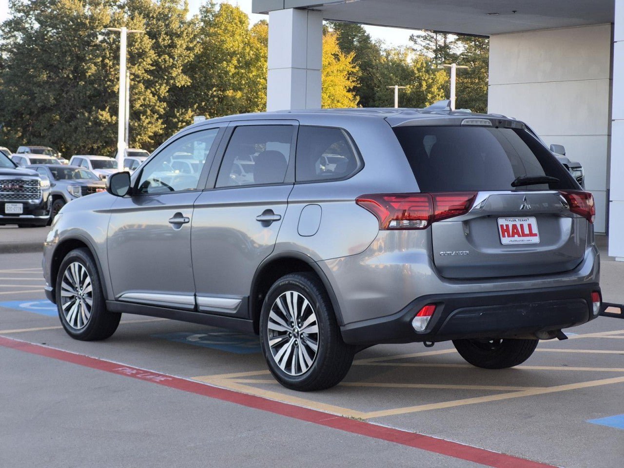 Used 2020 Mitsubishi Outlander SEL AWD/4WD image 4