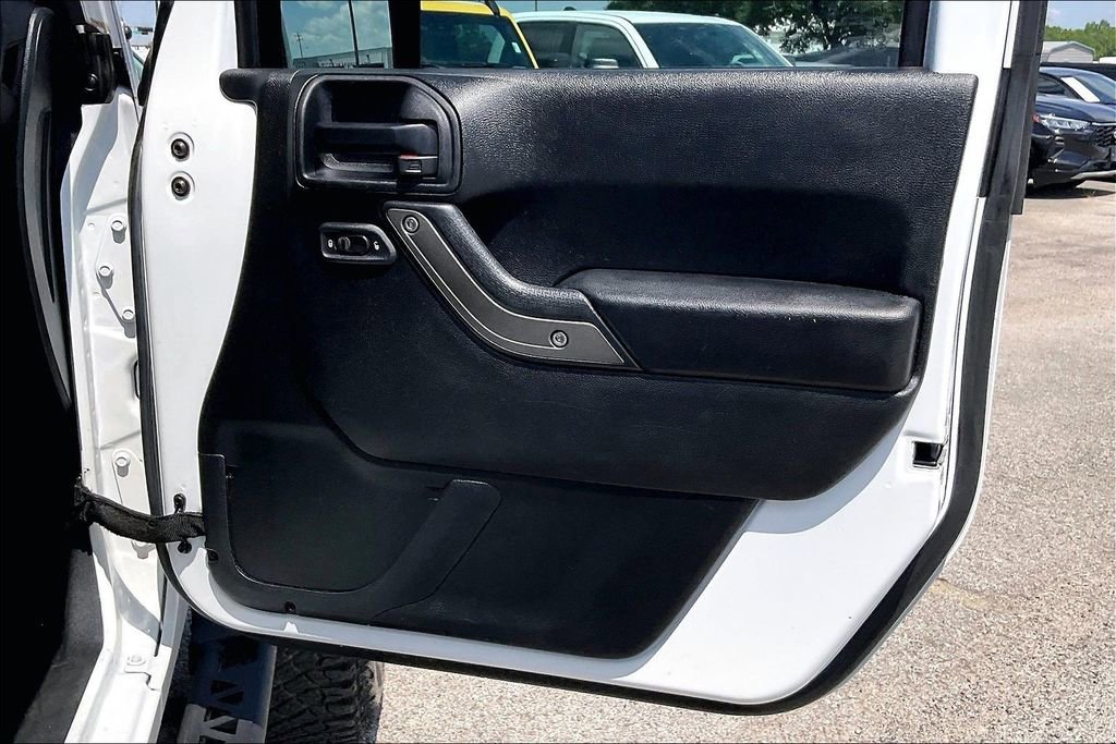 Used 2016 Jeep Wrangler Sport w/ Quick Order Package 24S AWD/4WD image 23