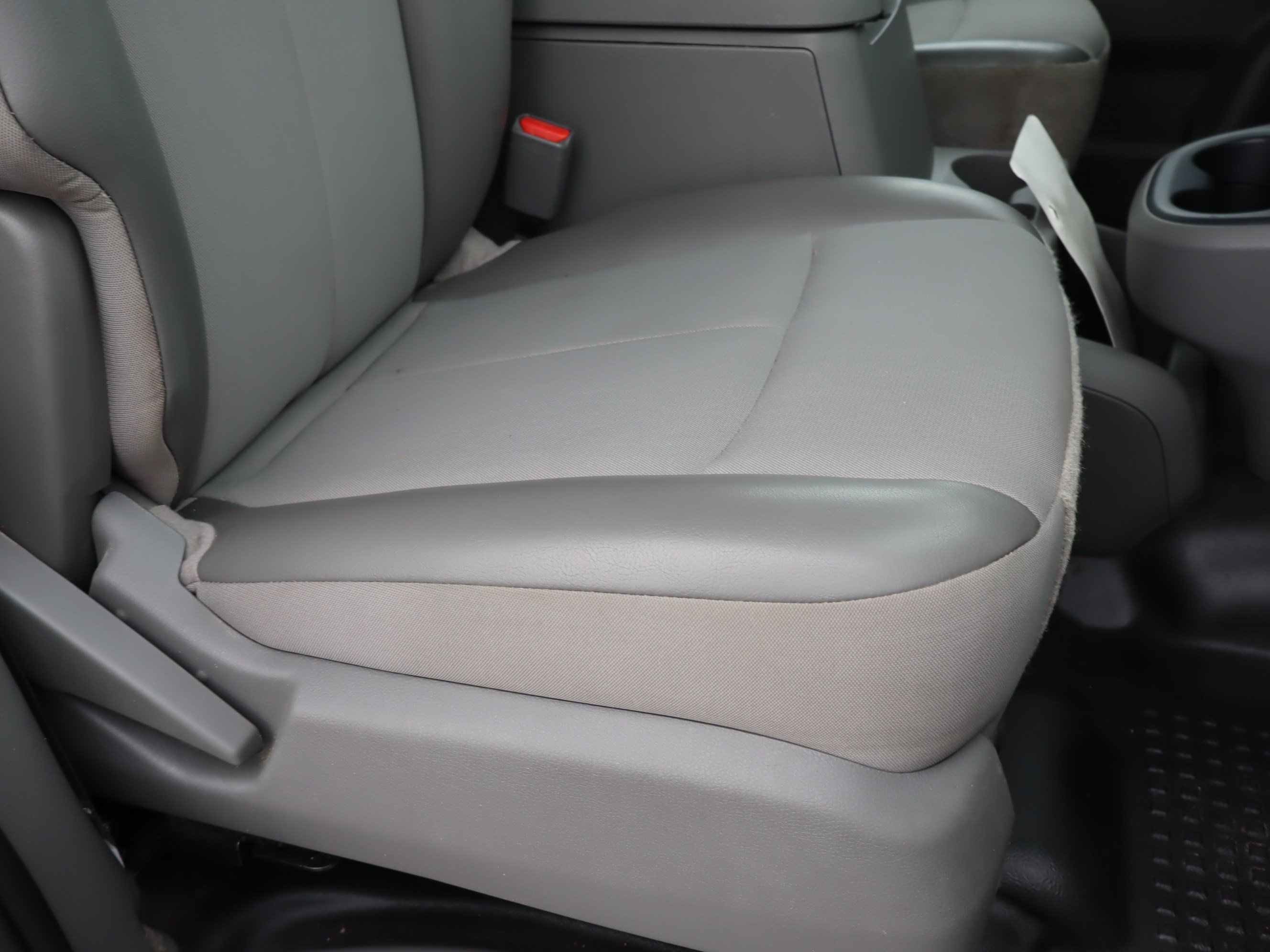 Used 2021 Nissan NV 2500 SV w/ Back Door Glass Package RWD image 36