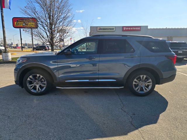 Used 2025 Ford Explorer Active w/ Active Comfort Package image 6