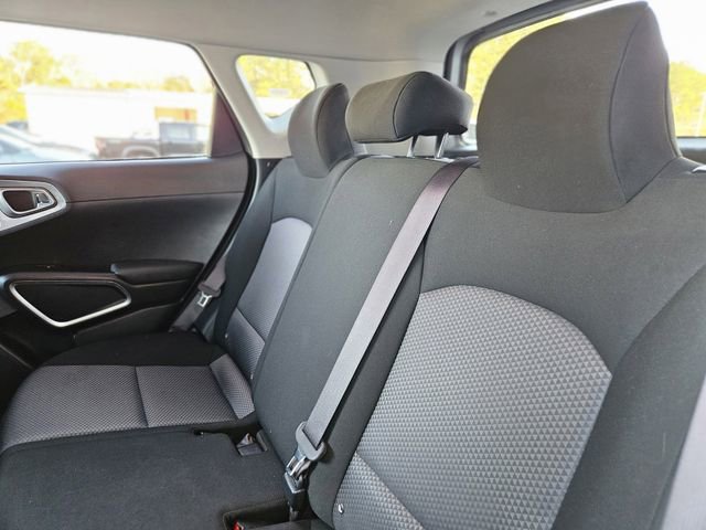 Used 2024 Kia Soul LX w/ Option Group 015 image 27