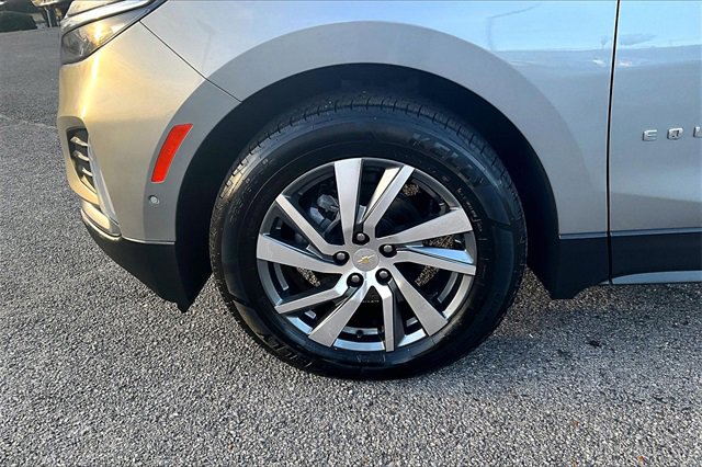 Used 2024 Chevrolet Equinox Premier image 35