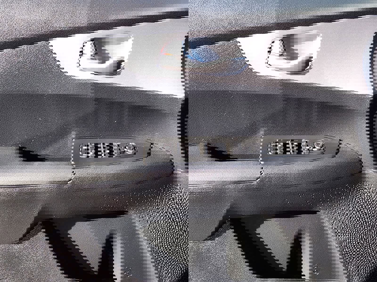 Certified 2024 Kia Forte LXS w/ LXS Technology Package image 21