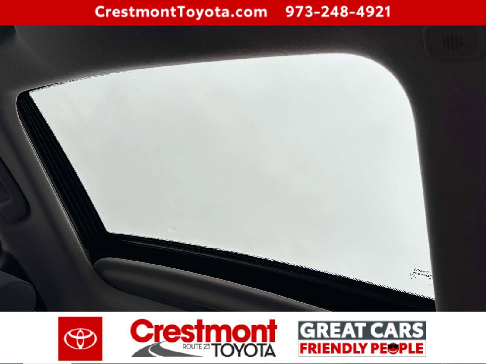 Certified 2023 Toyota Corolla Cross LE w/ Moonroof Package image 16