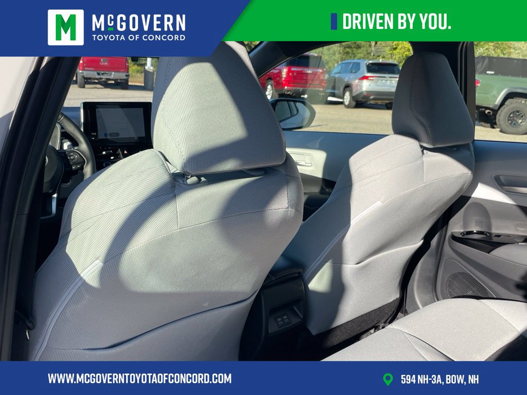 Used 2025 Toyota Corolla SE FWD image 24