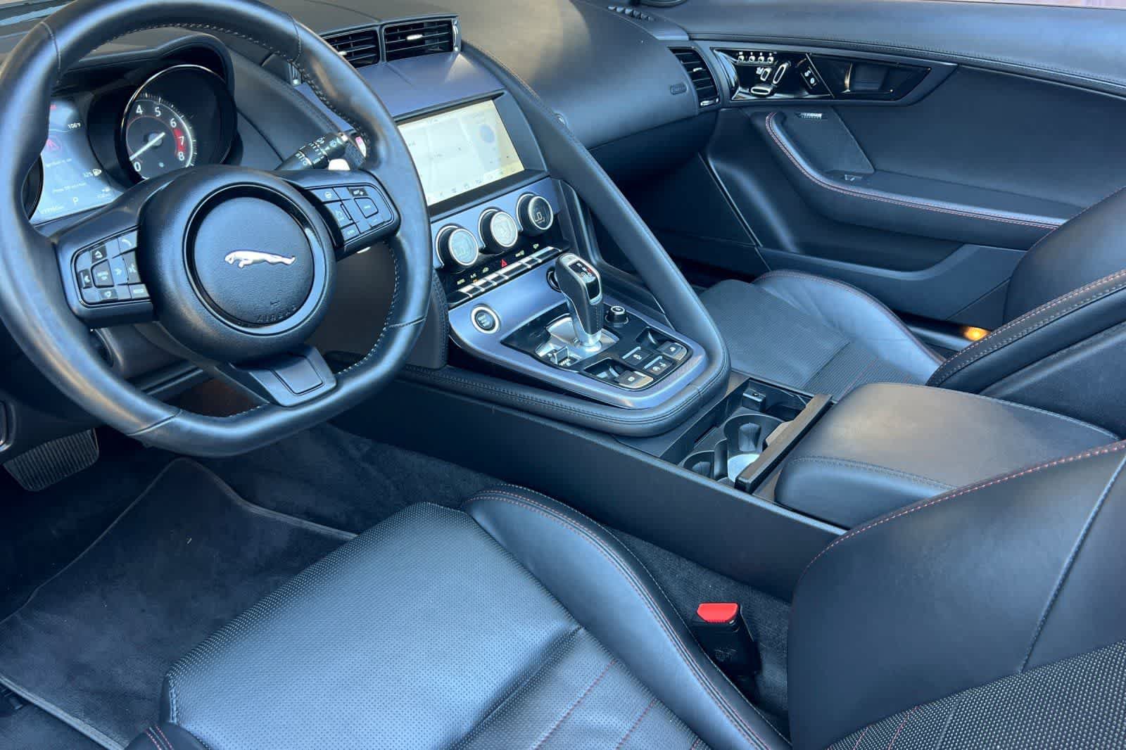 Used 2020 Jaguar F-TYPE Convertible RWD image 13