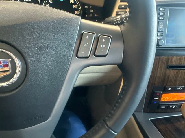 Used 2007 Cadillac XLR V RWD image 18