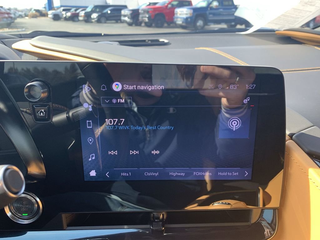 Used 2024 Chevrolet Corvette Stingray Premium Cpe w/ Z51 Performance Package image 12