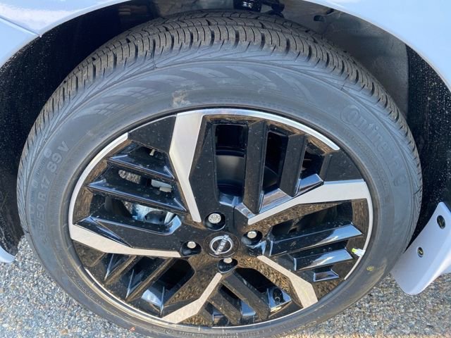 New 2025 Nissan Versa SR w/ Trunk Package image 22