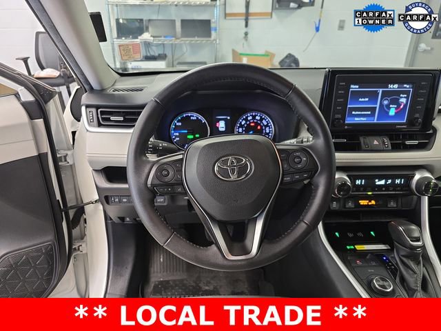 Used 2021 Toyota RAV4 XLE Premium image 13