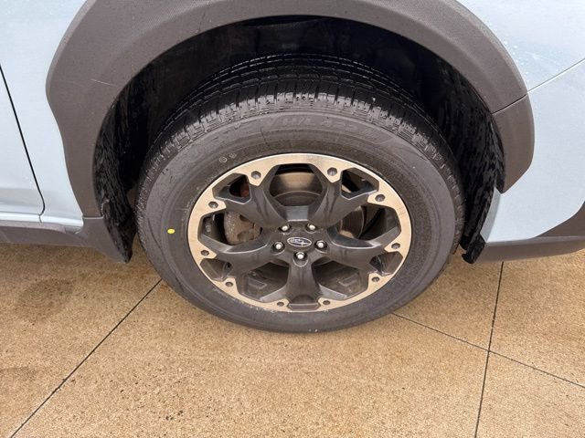 Used 2023 Subaru Crosstrek 2.0i Premium AWD/4WD image 9