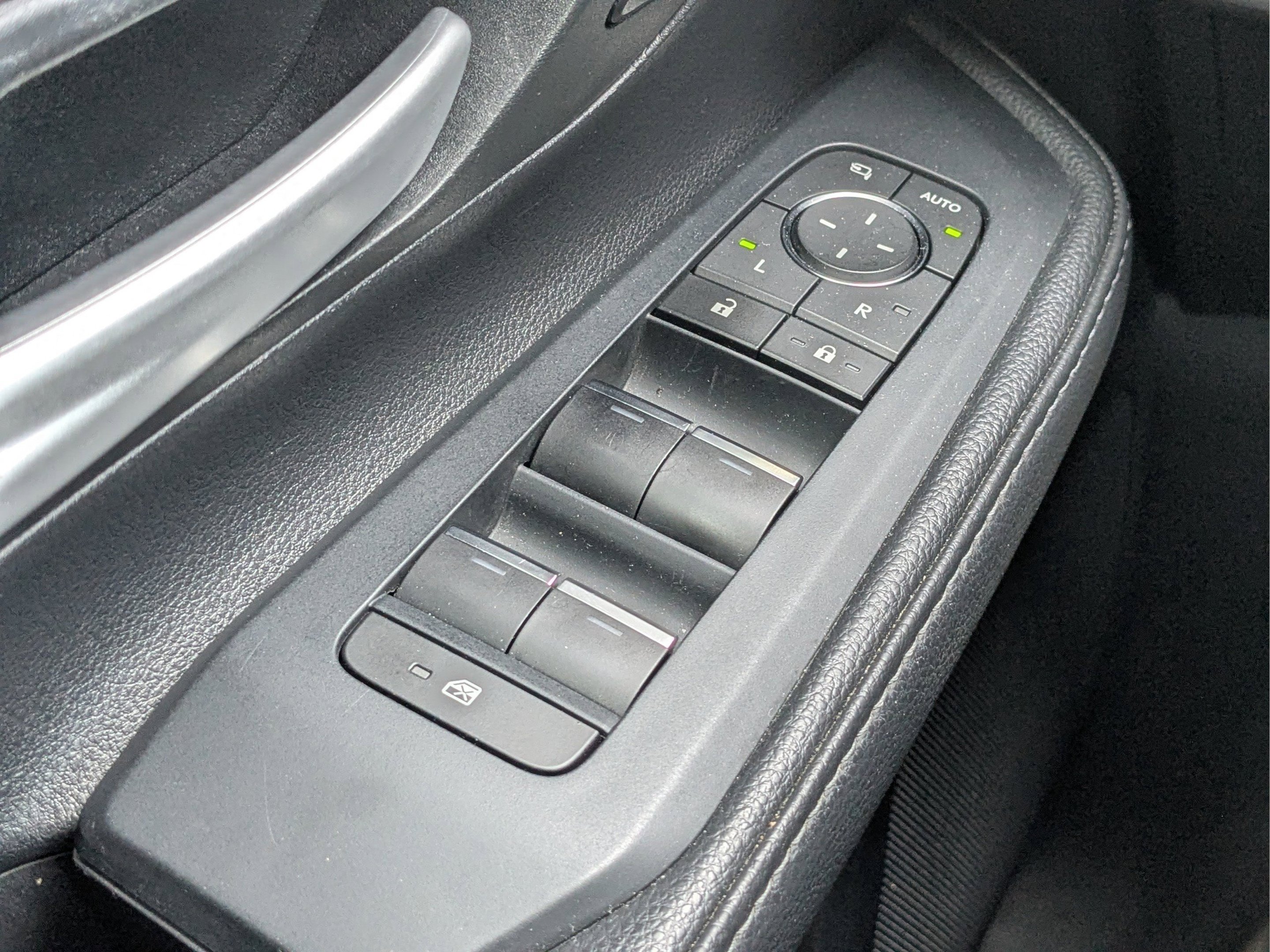 Used 2024 Toyota Grand Highlander AWD image 28