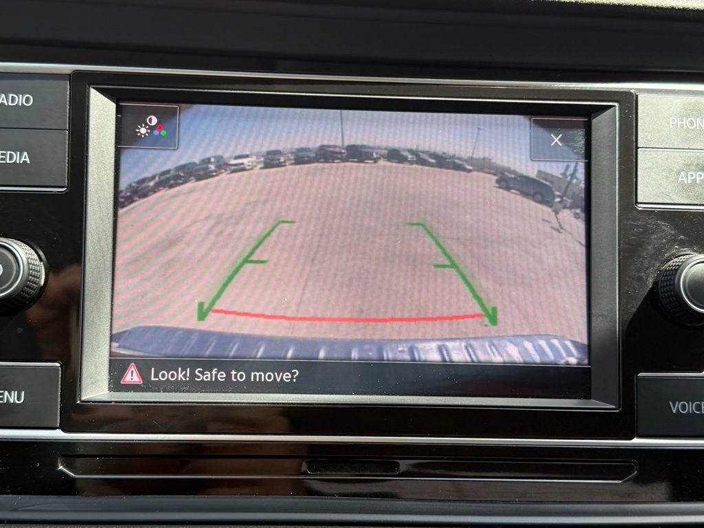 Used 2024 Volkswagen Jetta S image 10