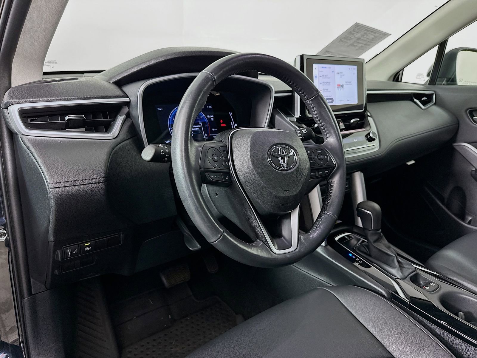 Certified 2023 Toyota Corolla Cross XLE w/ Black Badges Package (TMS) image 9