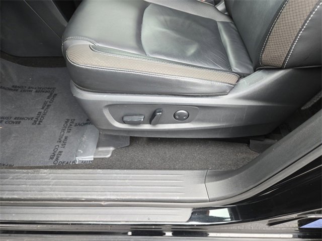 Certified 2025 Nissan Pathfinder SL image 32