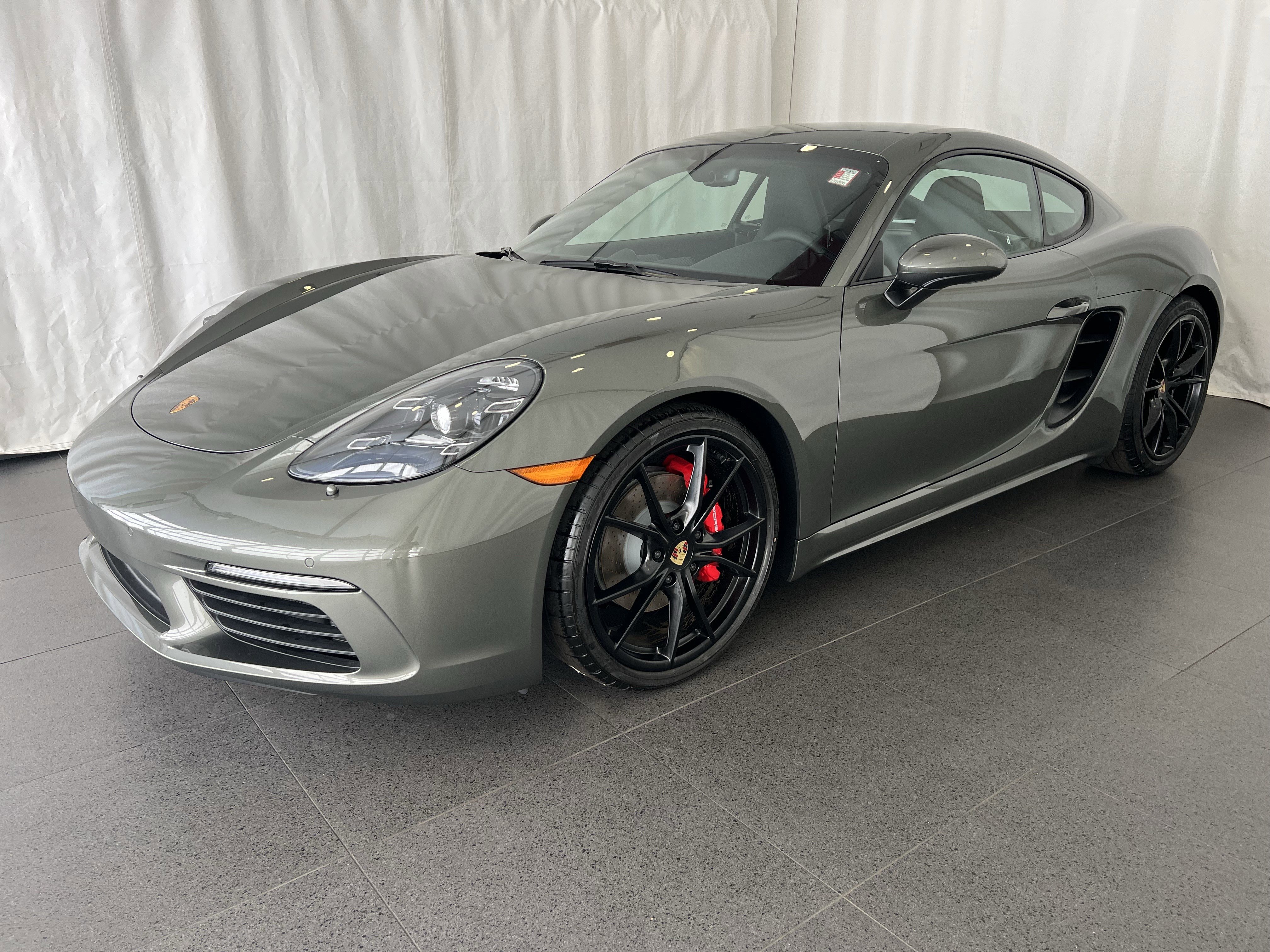 New 2025 Porsche 718 Cayman S