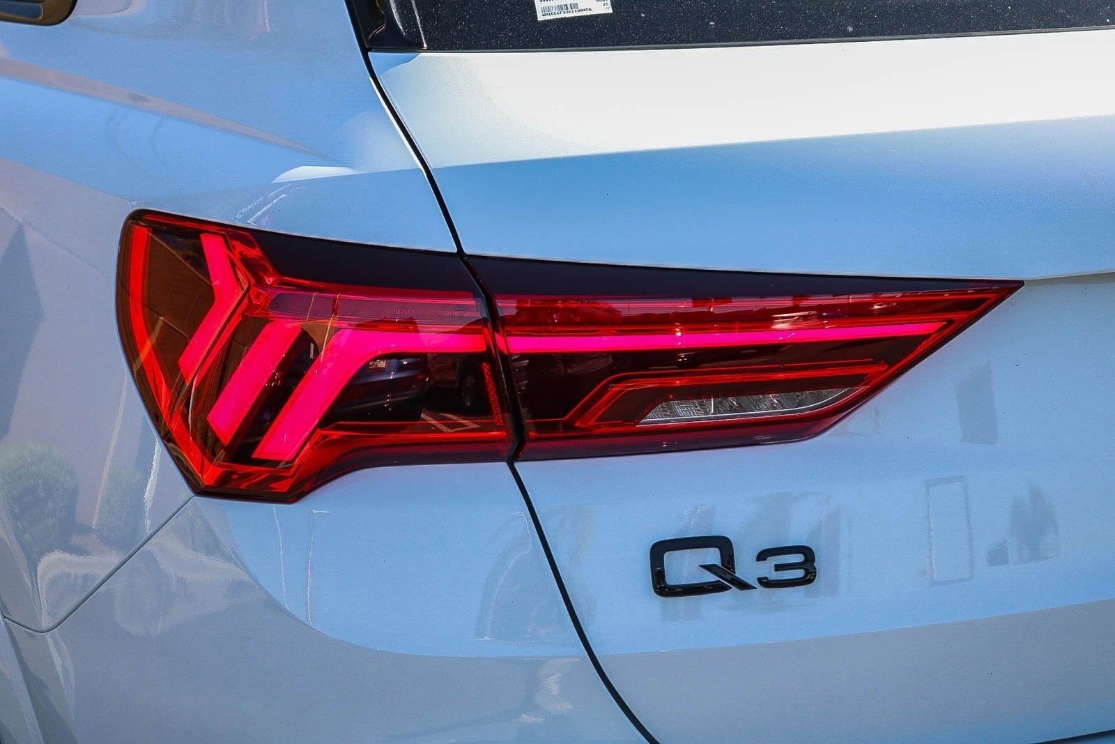 New 2025 Audi Q3 2.0T Premium Plus image 9