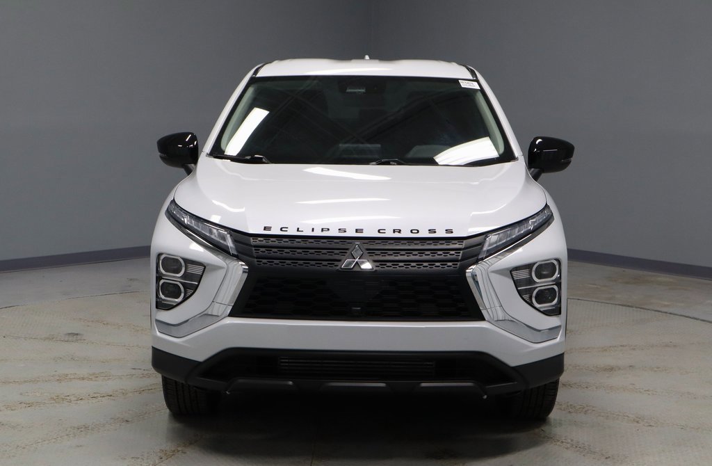 Used 2024 Mitsubishi Eclipse Cross LE image 6