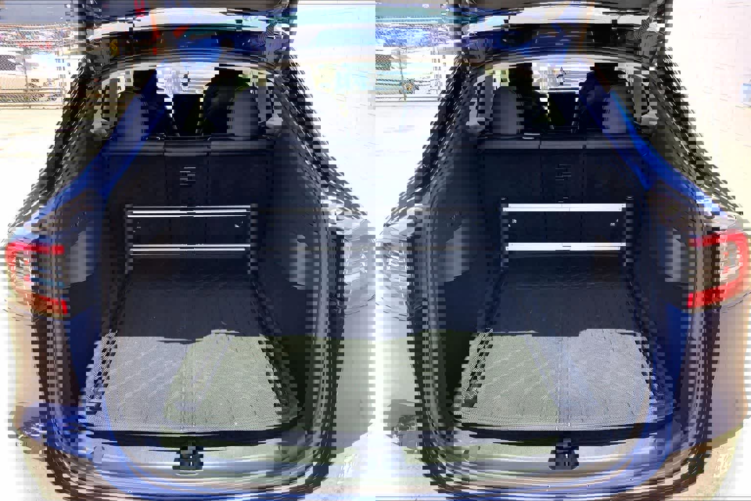 Used 2021 Tesla Model Y Long Range image 19