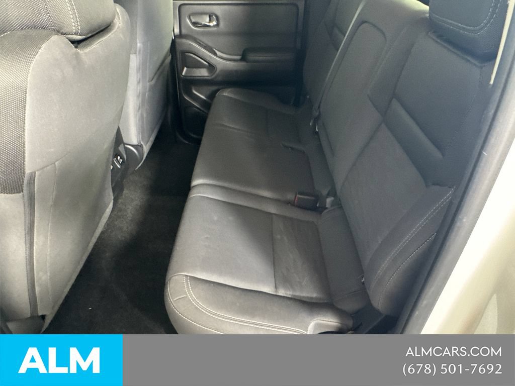Used 2023 Nissan Frontier SV w/ SV Convenience Package RWD image 23