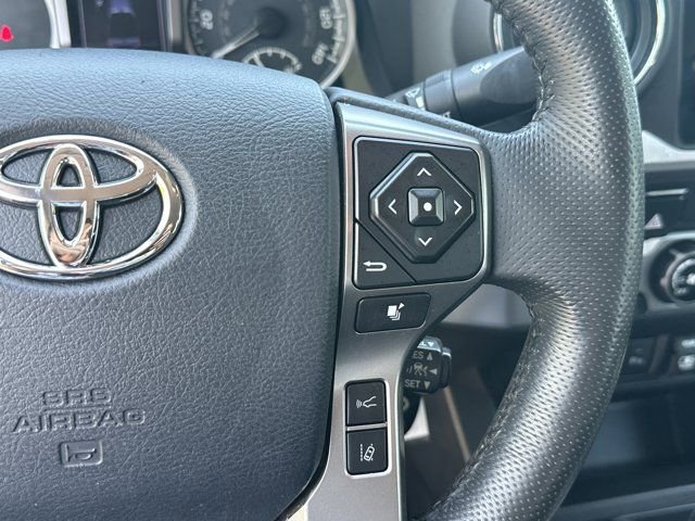 Used 2018 Toyota Tacoma SR5 RWD image 29