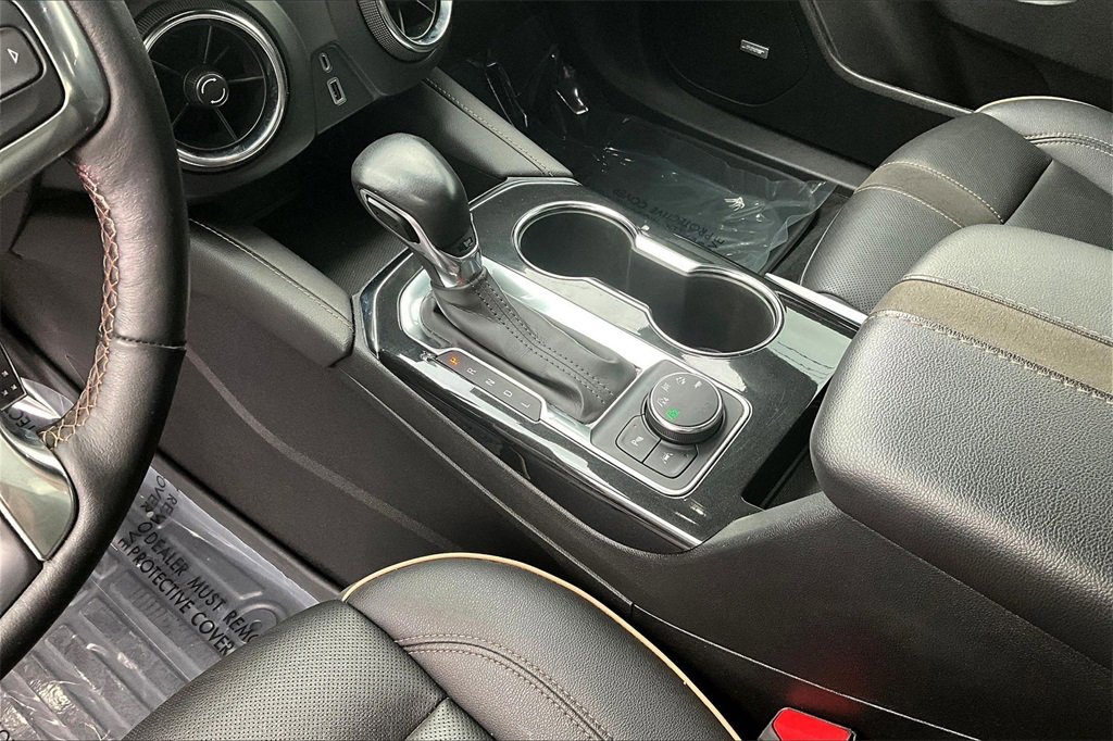 Used 2022 Chevrolet Blazer Premier w/ Enhanced Convenience Package image 17