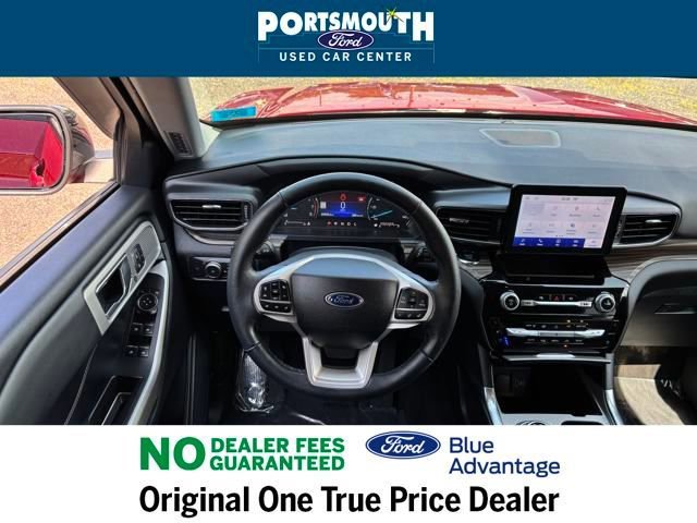Used 2022 Ford Explorer Limited w/ Equipment Group 301A image 8