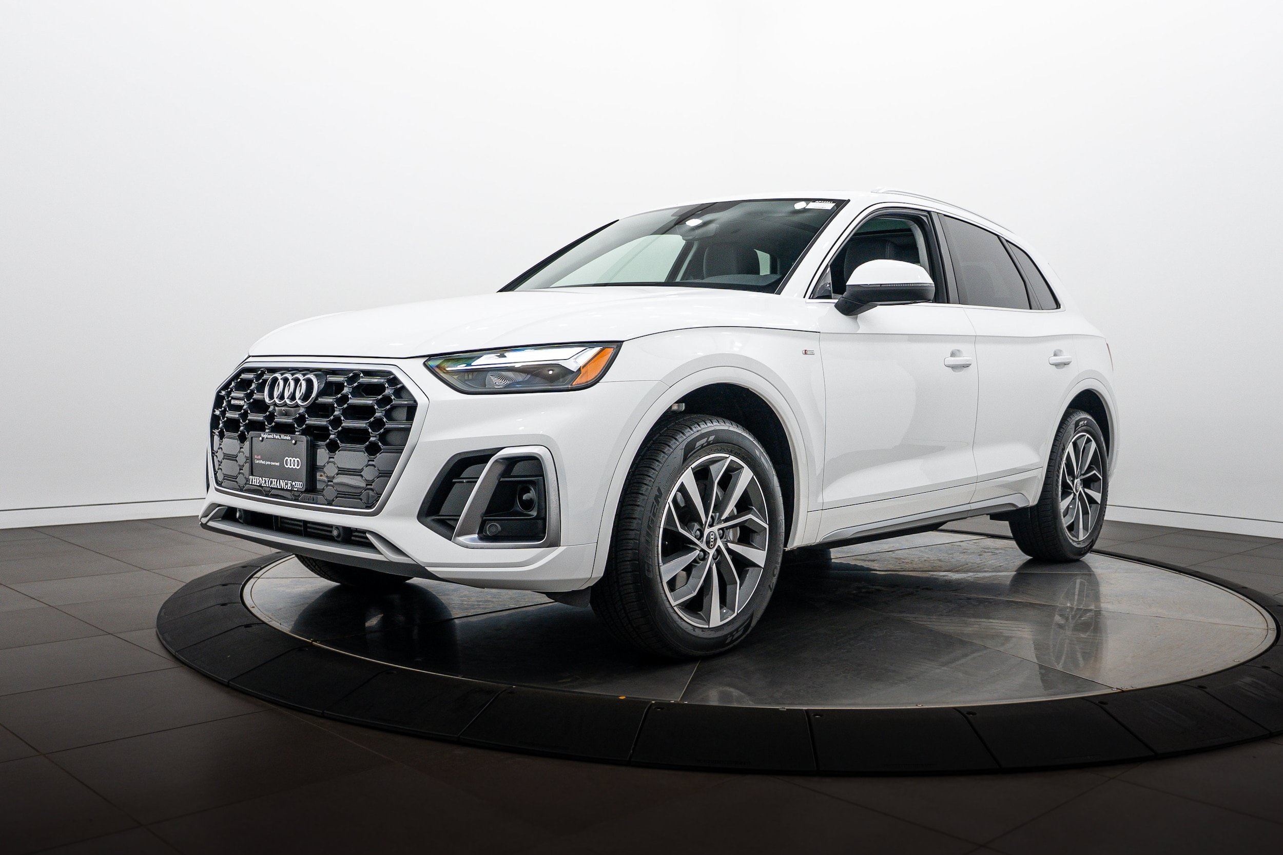 Certified 2023 Audi Q5 2.0T Premium Plus w/ Premium Plus Package AWD/4WD image 7