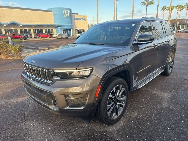 Used 2021 Jeep Grand Cherokee L Overland w/ Luxury Tech Group IV image 13
