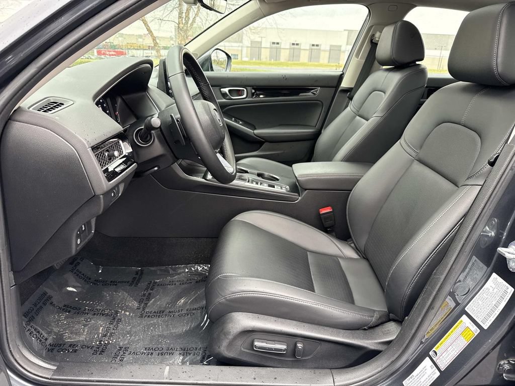Used 2024 Honda Civic Touring image 25
