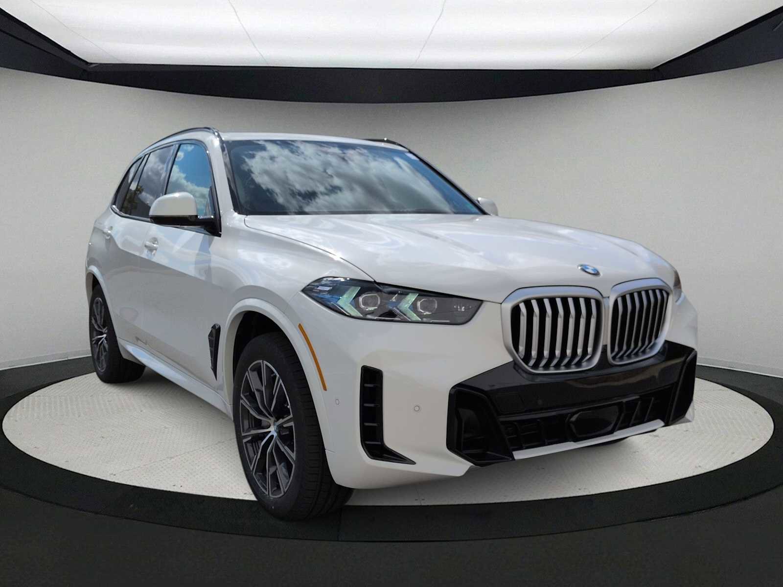 New 2026 BMW X5 xDrive40i w/ Executive Package image 2