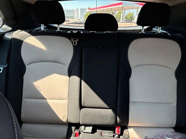 Used 2020 Hyundai Elantra GT FWD image 19