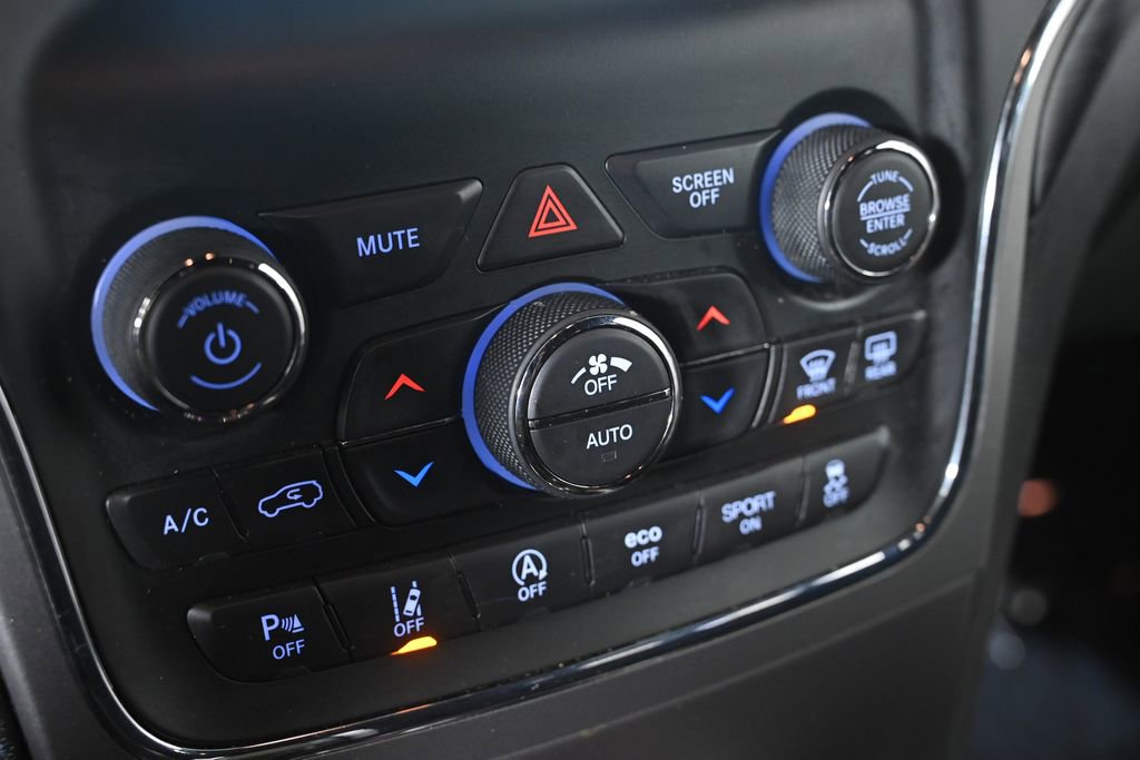 Used 2021 Jeep Grand Cherokee Freedom Edition image 17