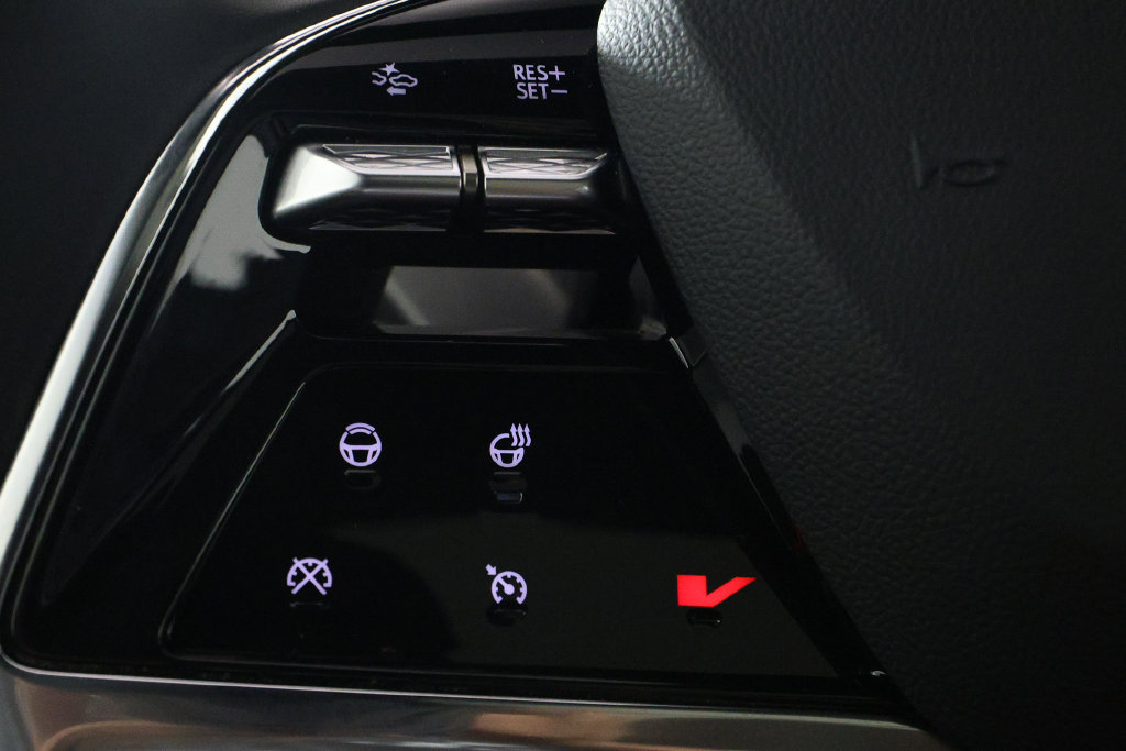 Used 2026 Cadillac Vistiq Sport w/ LPO, Floor Liner Package AWD/4WD image 23