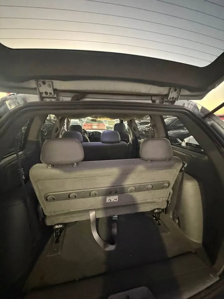 Used 2006 Dodge Caravan SE w/ Popular Equipment Group I FWD image 6