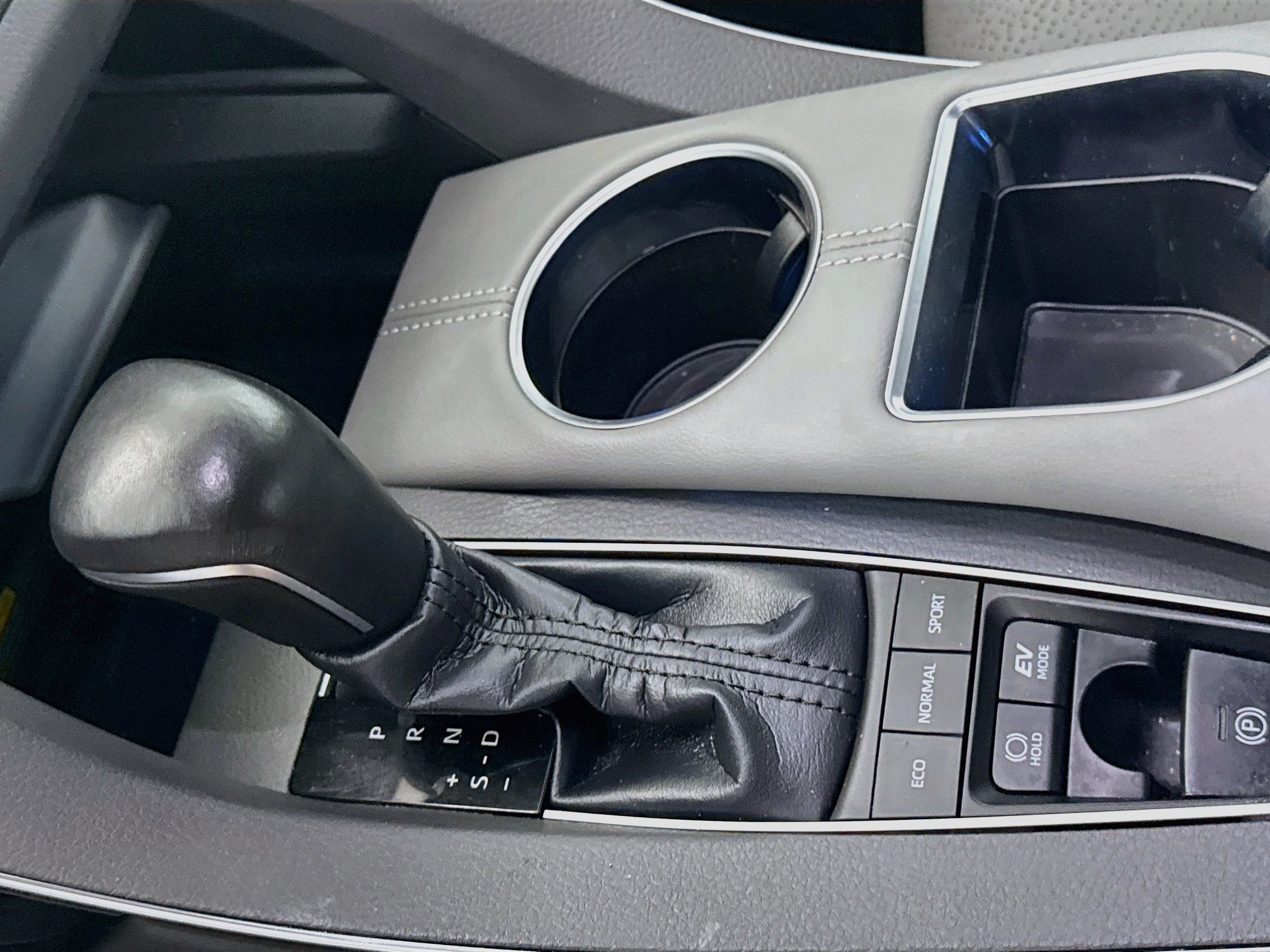 Certified 2021 Toyota Avalon Limited FWD image 16