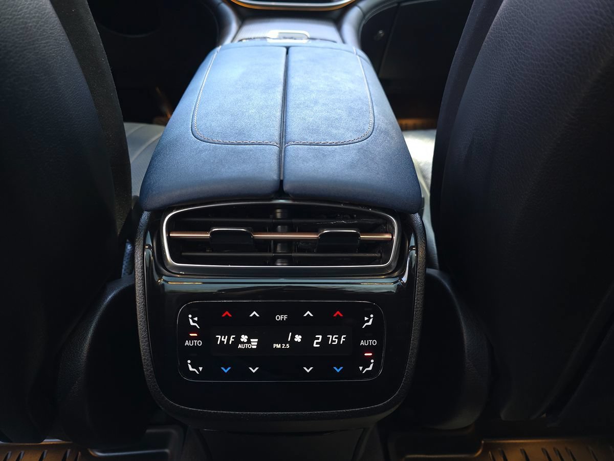 Used 2023 Mercedes-Benz EQS 450+ SUV image 16