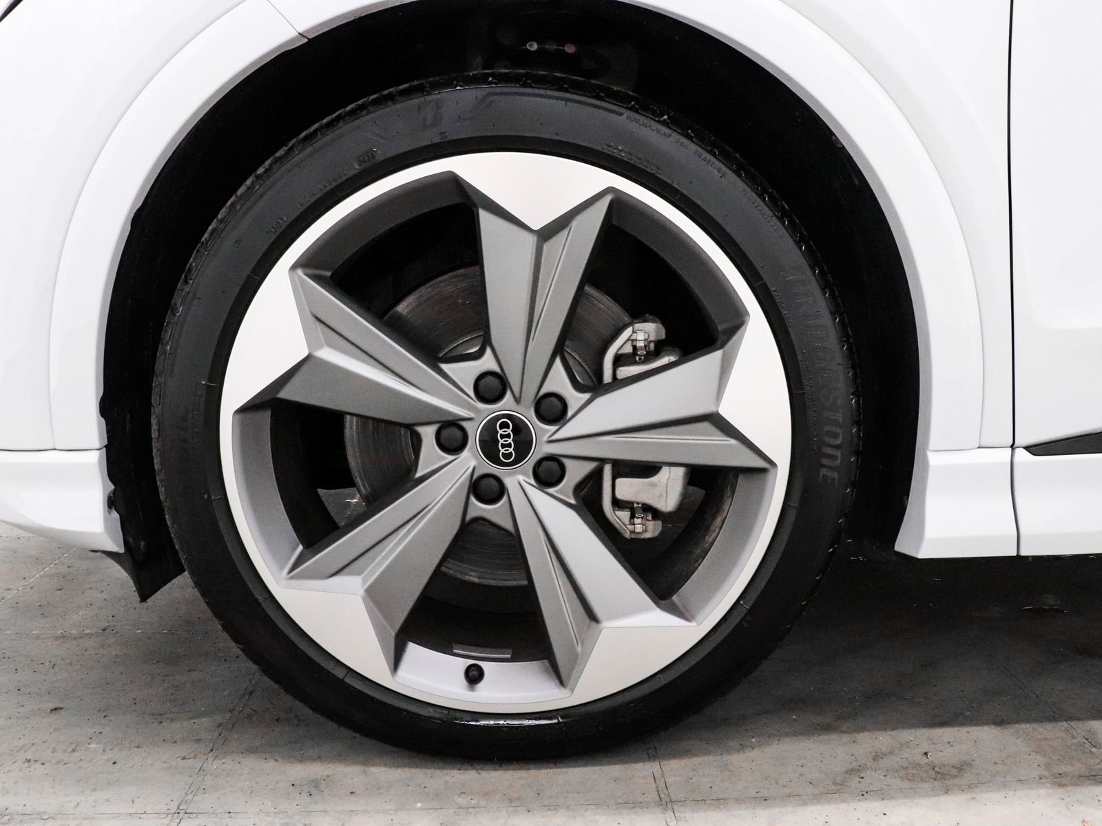 Used 2025 Audi Q4 e-tron Premium Plus w/ Premium Plus AWD/4WD image 15