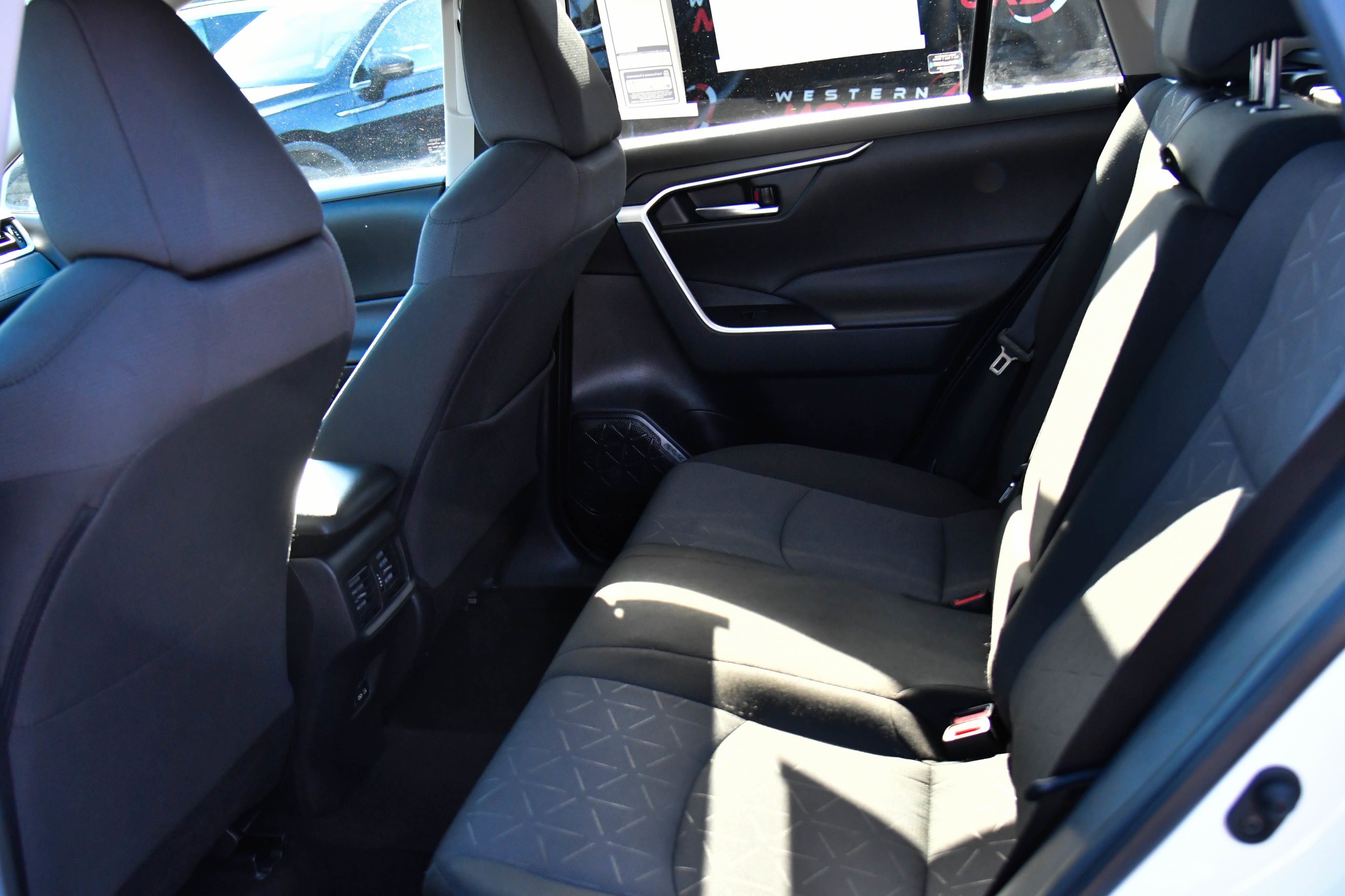 Used 2024 Toyota RAV4 XLE image 36