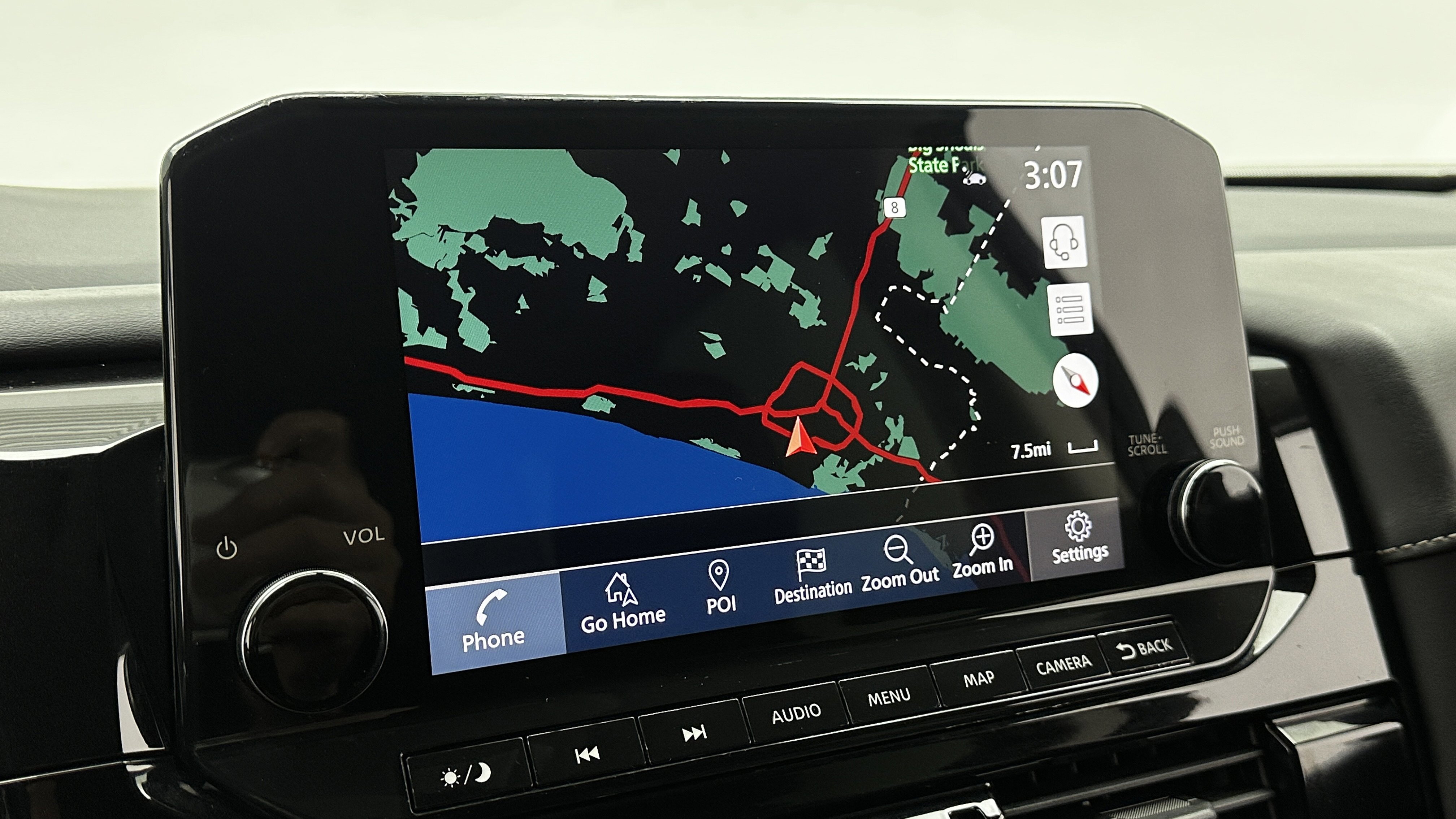 Used 2022 Nissan Pathfinder SL FWD image 5