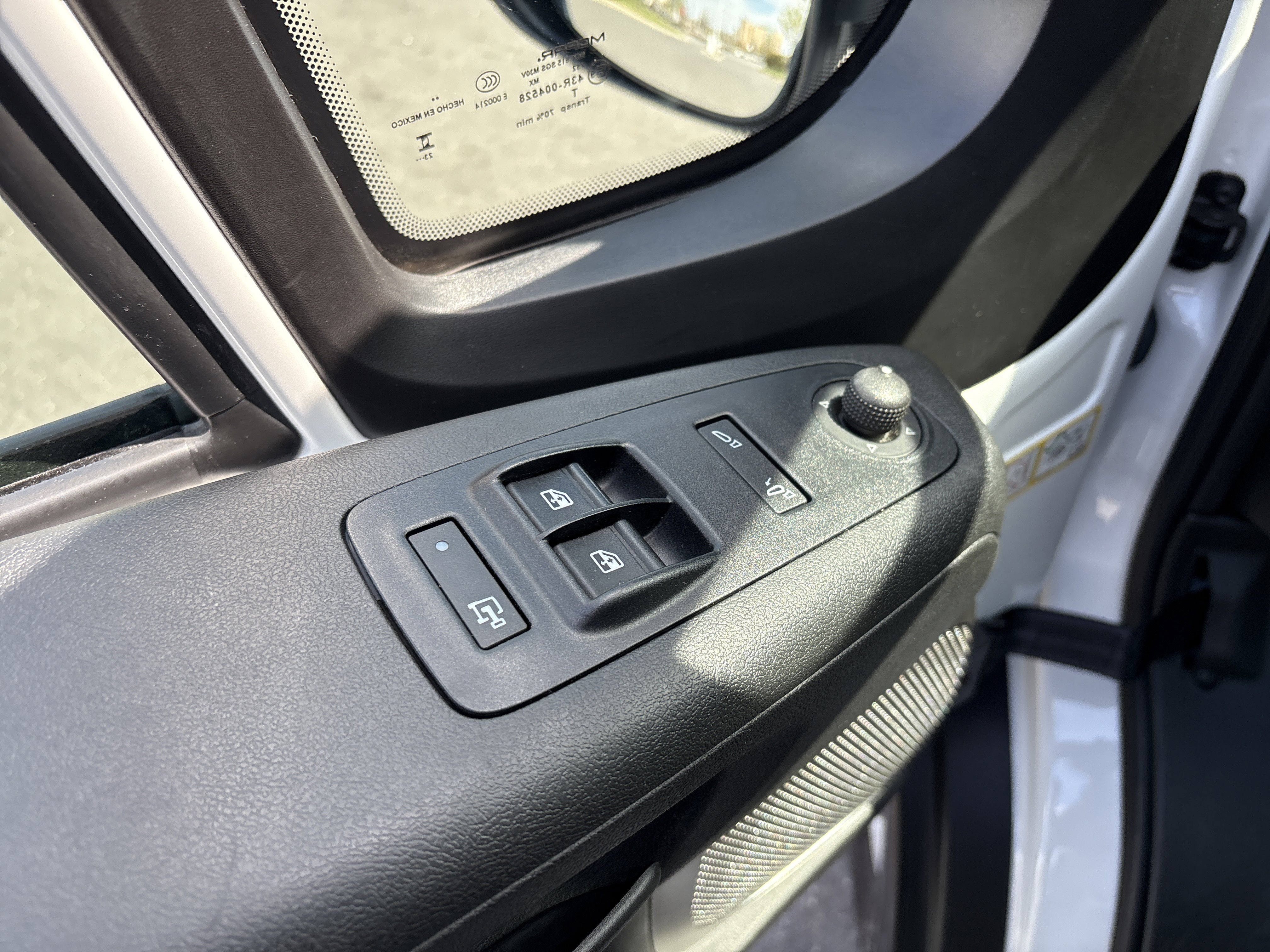 Used 2024 RAM ProMaster 2500 w/ Safety Group image 15