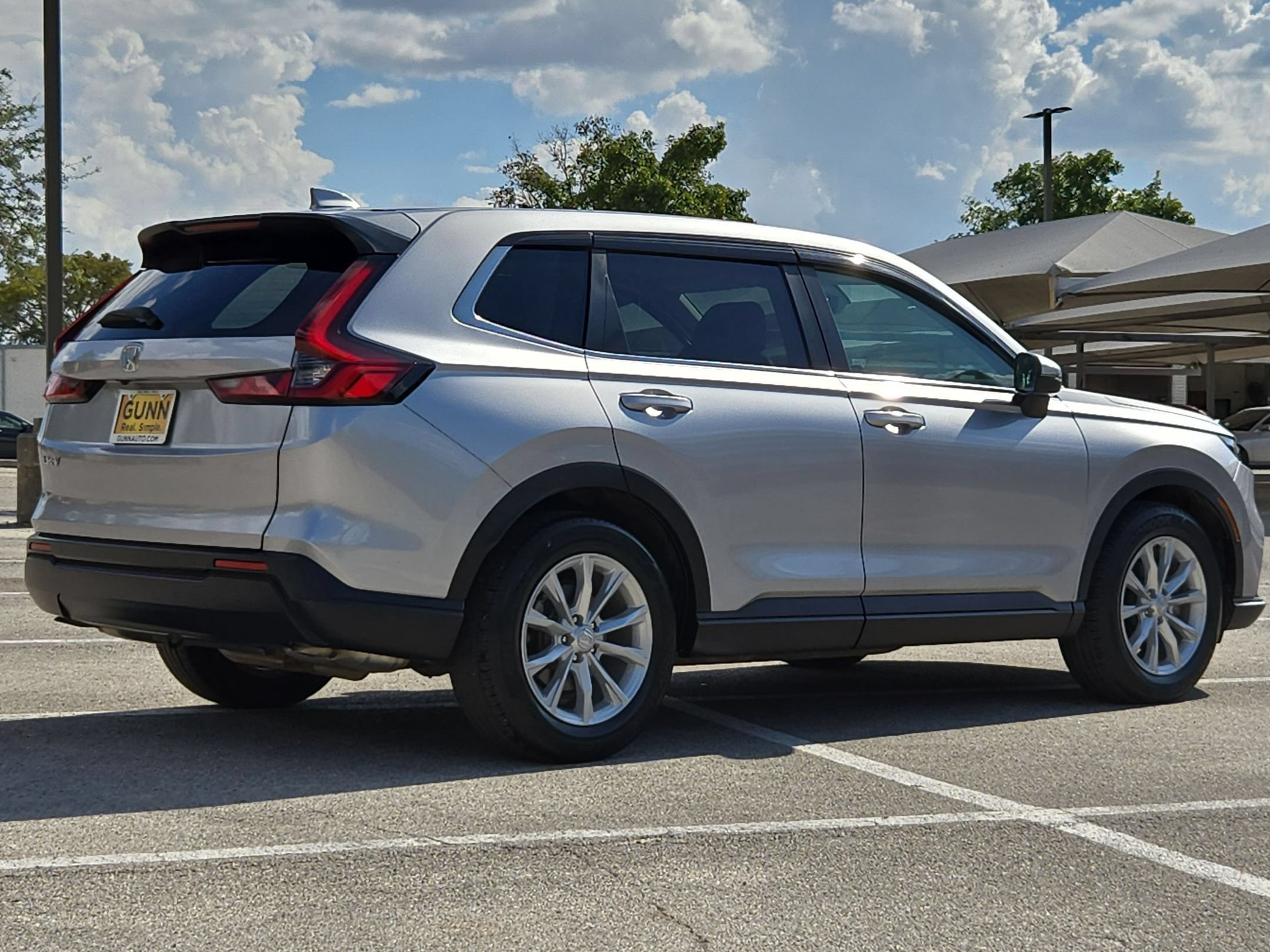 Used 2023 Honda CR-V EX-L image 3