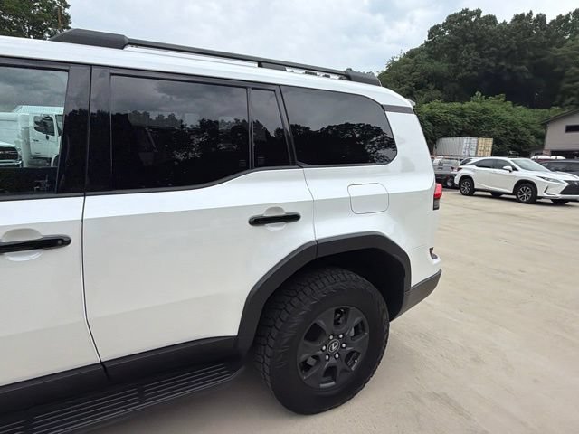 Used 2024 Lexus GX 550 AWD/4WD image 19