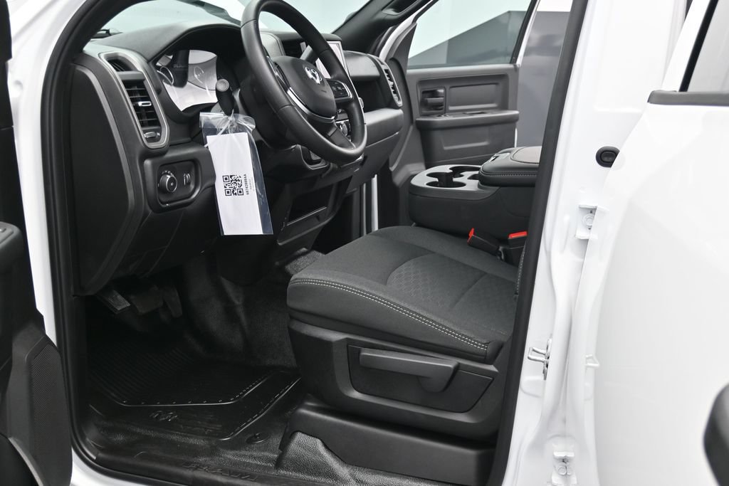 New 2026 RAM 3500 Tradesman AWD/4WD image 16