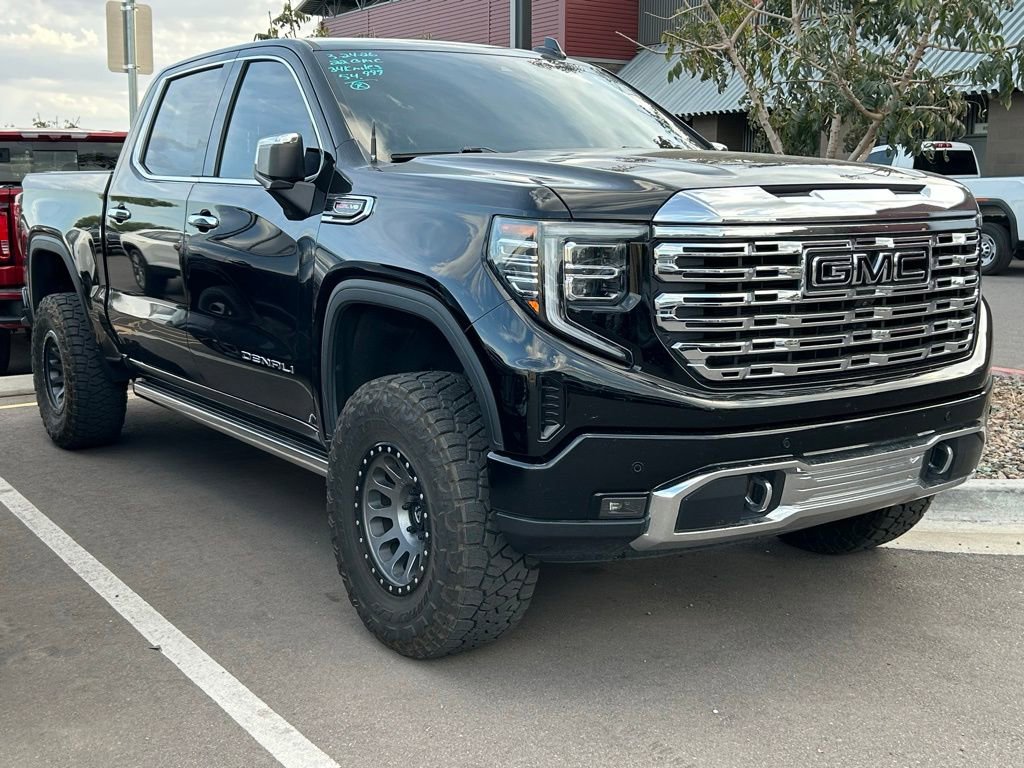 Used 2022 GMC Sierra 1500 Denali w/ Denali Reserve Package image 2