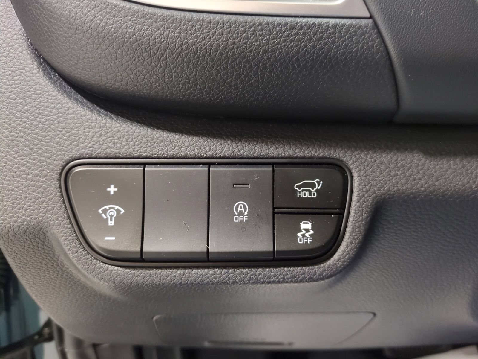 Certified 2025 Kia Seltos EX w/ EX Sunroof Package AWD/4WD image 19