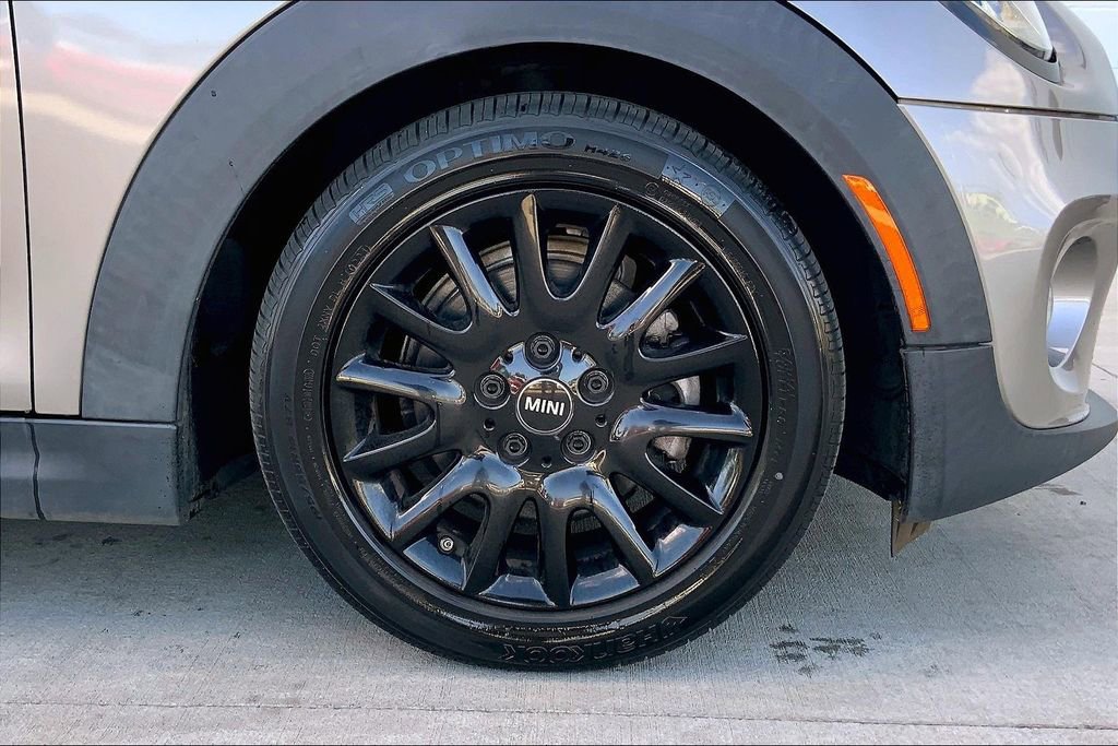 Used 2021 MINI Cooper Convertible FWD image 9