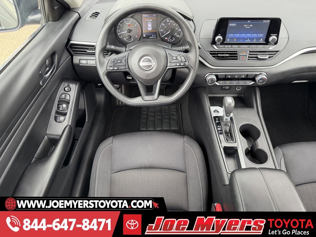 Used 2024 Nissan Altima 2.5 S image 13