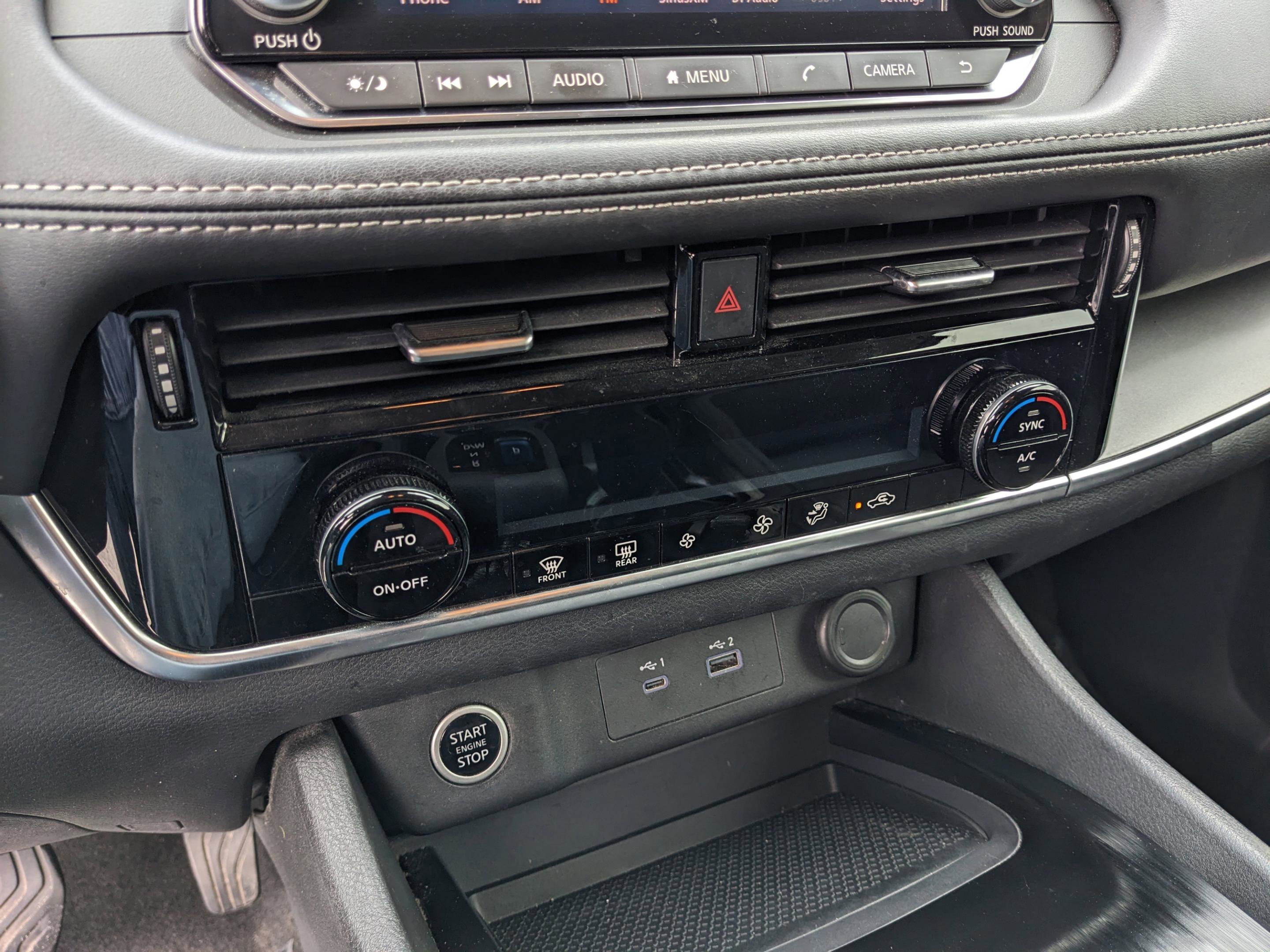 Used 2022 Nissan Rogue SV FWD image 28