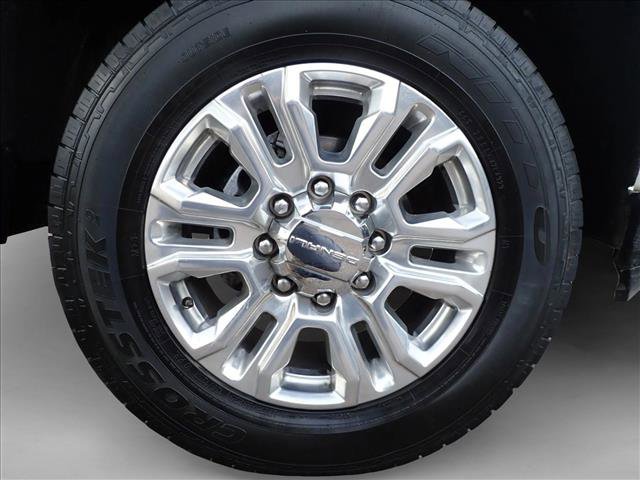 Used 2022 GMC Sierra 3500 Denali w/ Denali Ultimate Package AWD/4WD image 7